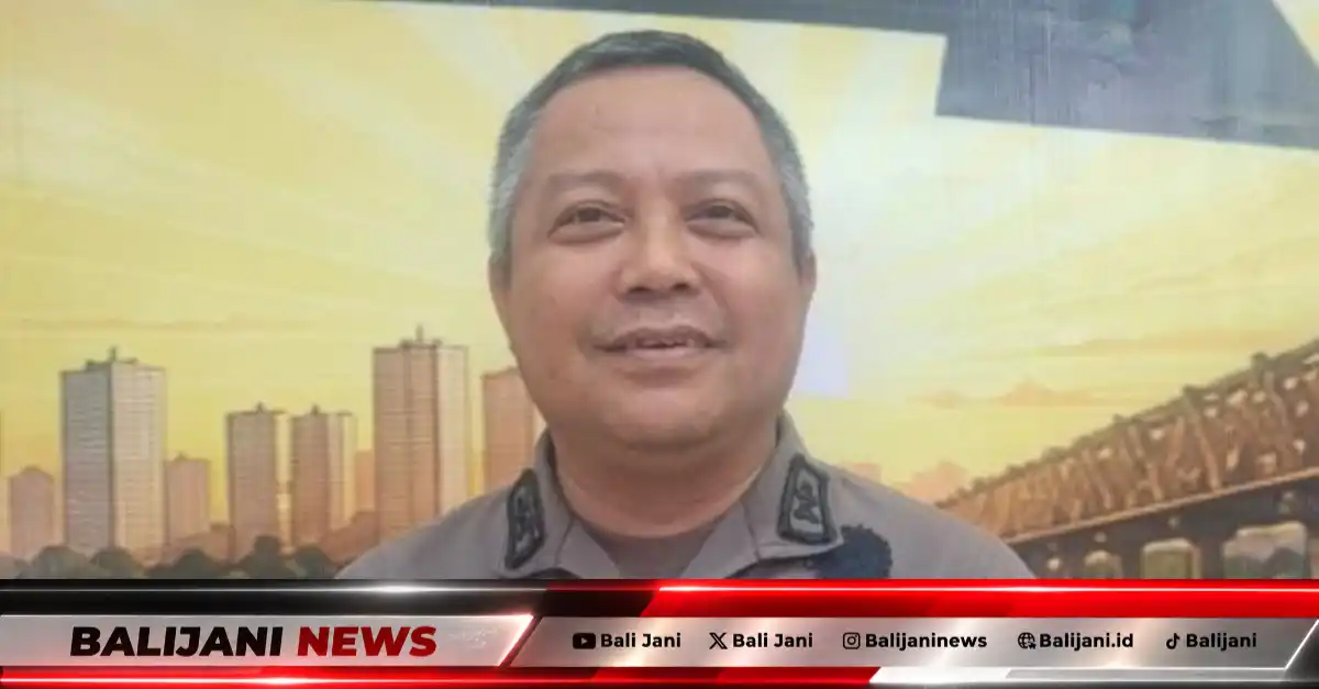 Kepala Kejaksaan Tinggi Kalimantan Barat Dr Emilwan Ridwan memberikan keterangan resmi terkait klarifikasi perkara sidang Edy Chou di PN Mempawah