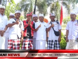 Kunjungan Ritual di Buleleng Barat: Gubernur Bali Wayan Koster Sapa Pemedek dan Beri Tali Kasih di Pura Pulaki
