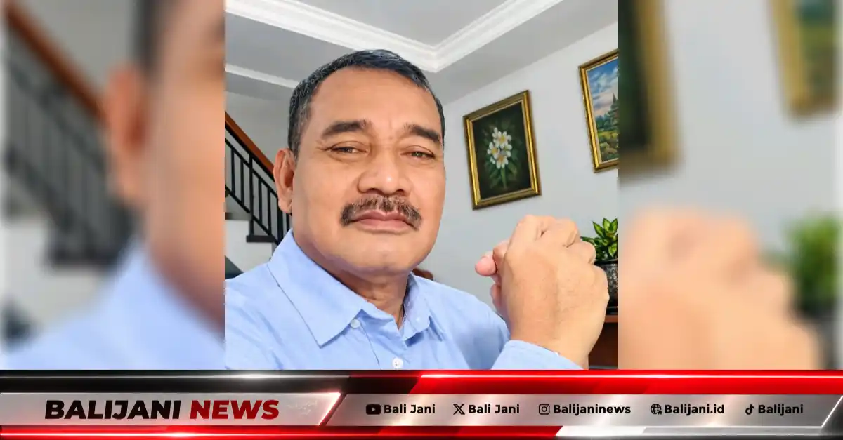 Ilustrasi juru parkir lanjut usia yang mengatur kendaraan di tepi jalan raya