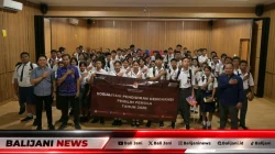 Menyemai Demokrasi sejak Dini, KPU Buleleng Edukasi Pemilih Pemula di SMKN 1 Tejakula