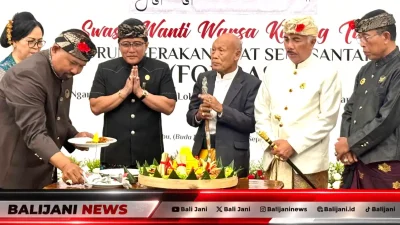 Wakil Gubernur Bali I Nyoman Giri Prasta saat menghadiri HUT ke-3 Forgas Bali di Gedung Wiswa Sabha Utama Denpasar