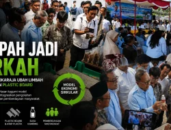 Kunjungi Greenprosa Banyumas, Menko Pangan Zulhas Kagumi Model Ekonomi Sirkular Olah Sampah Jadi Pakan dan Board Plastik