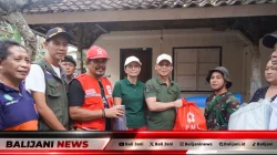 Bupati Satria Tinjau dan Serahkan Bantuan Korban Kebakaran di Desa Negari
