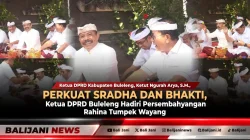 Perkuat Sradha dan Bhakti, Ketua DPRD Buleleng Hadiri Persembahyangan Rahina Tumpek Wayang