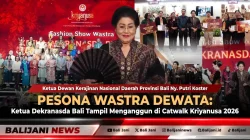 Pesona Wastra Dewata: Ketua Dekranasda Bali Tampil Memukau di Catwalk Kriyanusa 2026